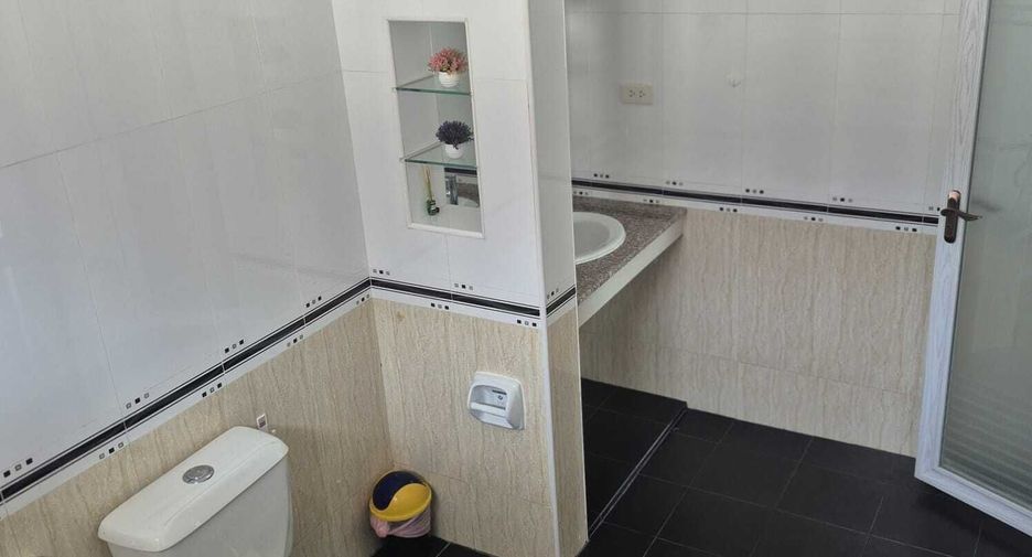 出租 3 卧室 独立屋 在 Bang Lamung, Chon Buri