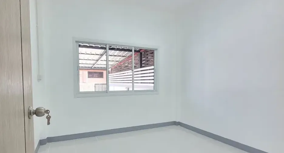 For sale 2 bedrooms townhouse in Mueang Roi Et, Roi Et