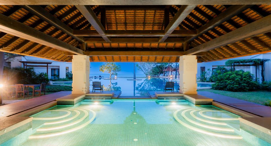 For sale 2 bedrooms condo in Pran Buri, Prachuap Khiri Khan