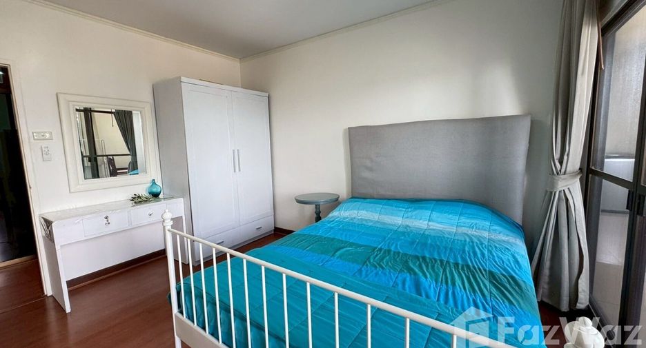 For sale and for rent 3 bedrooms apartment in Huai Khwang, Bangkok