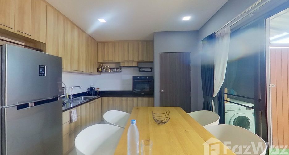 For sale 3 bedrooms house in Mueang Chiang Mai, Chiang Mai