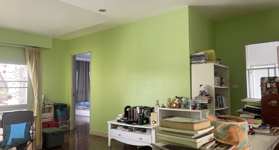 For sale 4 bedrooms house in Bang Khae, Bangkok