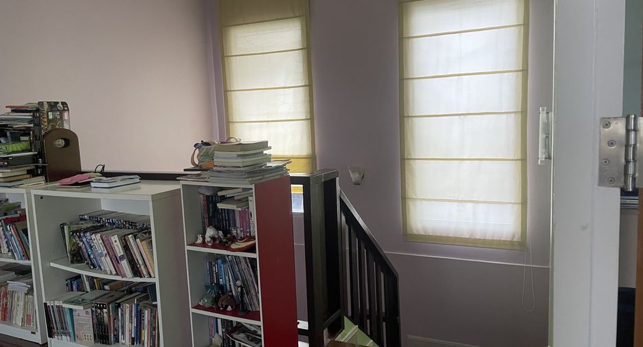 Haus zum Kauf mit 4 Zimmer in Bang Khae, Bangkok