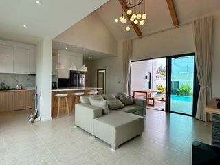 For rent 4 bedrooms villa in Hua Hin, Prachuap Khiri Khan