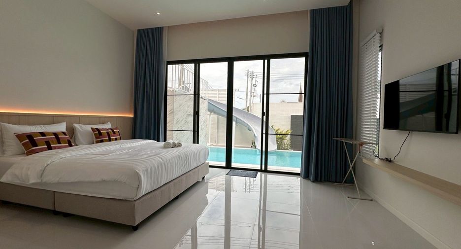 For rent 4 bedrooms villa in Hua Hin, Prachuap Khiri Khan