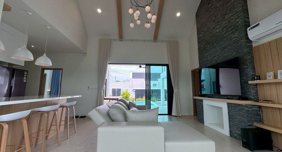 For rent 4 bedrooms villa in Hua Hin, Prachuap Khiri Khan
