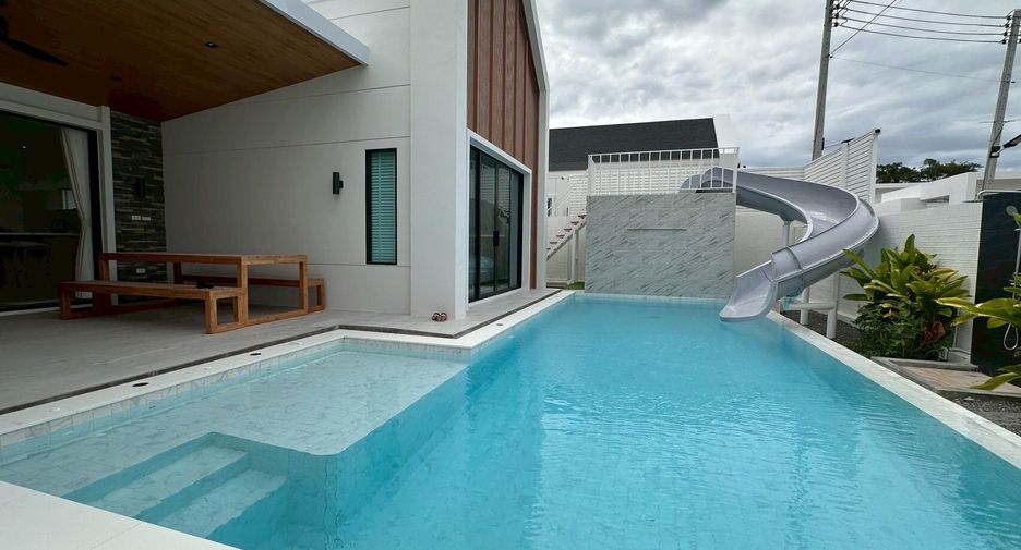 For rent 4 bedrooms villa in Hua Hin, Prachuap Khiri Khan