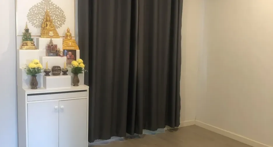For sale 3 bedrooms townhouse in Mueang Pathum Thani, Pathum Thani