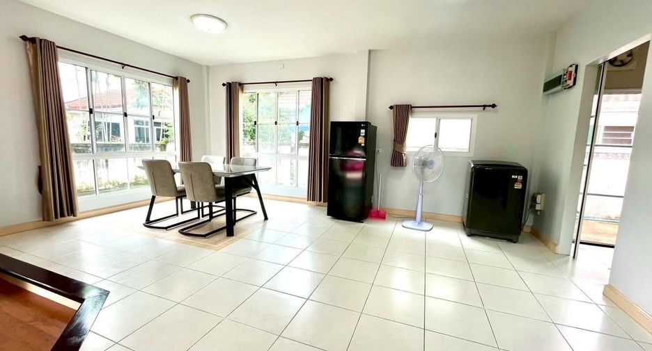 For rent 3 bedrooms house in Mueang Chiang Mai, Chiang Mai