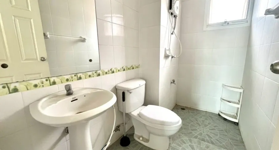 For rent 3 bedrooms house in Mueang Chiang Mai, Chiang Mai