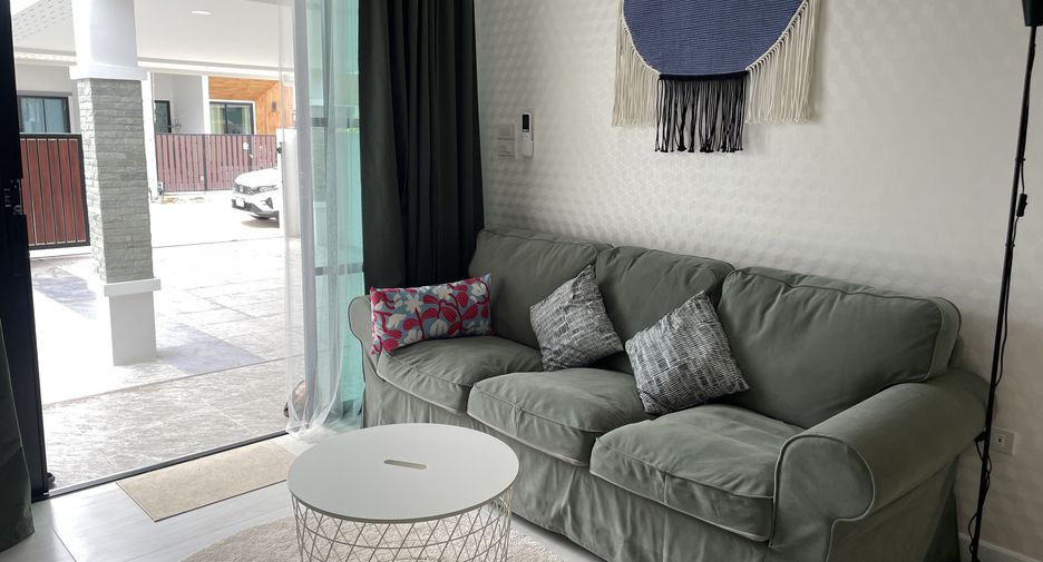 For rent 3 bedrooms villa in Hua Hin, Prachuap Khiri Khan