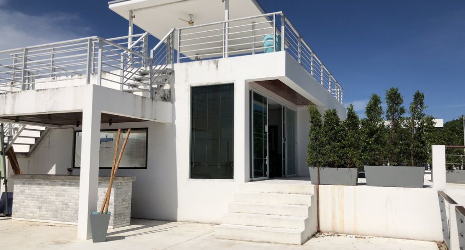 For rent 4 ベッドルーム townhouse in Mueang Phuket, Phuket