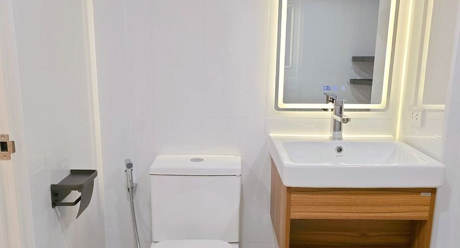 For sale and for rent 1 bed condo in Huai Khwang, Bangkok