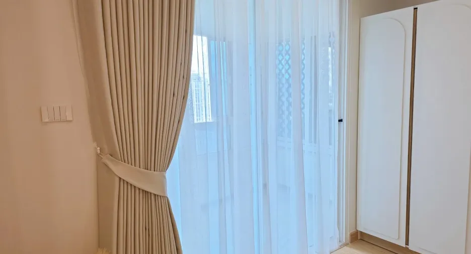 For sale and for rent 1 bed condo in Huai Khwang, Bangkok