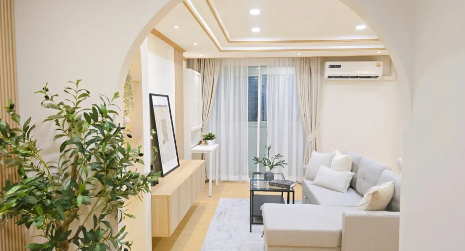 For sale and for rent 1 bed condo in Huai Khwang, Bangkok