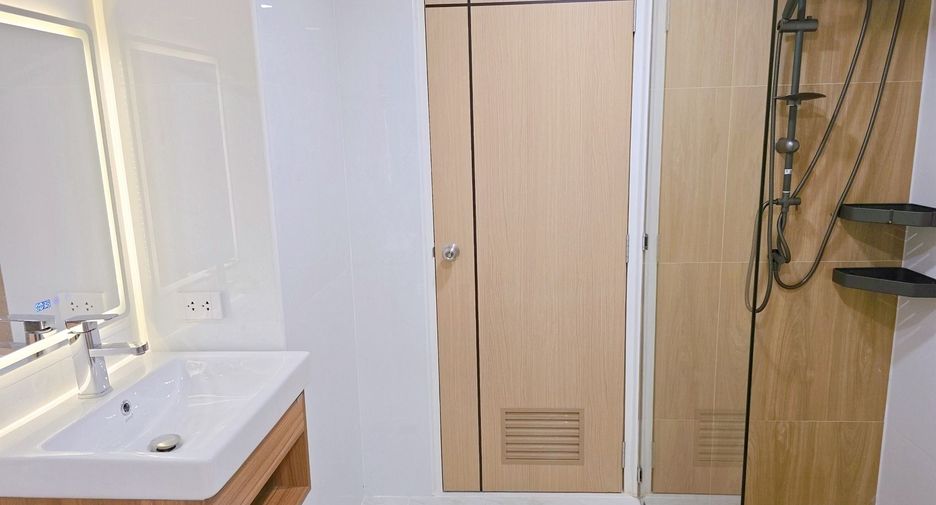 For sale そして for rent 1 Beds condo in Huai Khwang, Bangkok