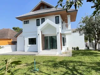 For sale 4 bedrooms house in Mueang Chiang Mai, Chiang Mai