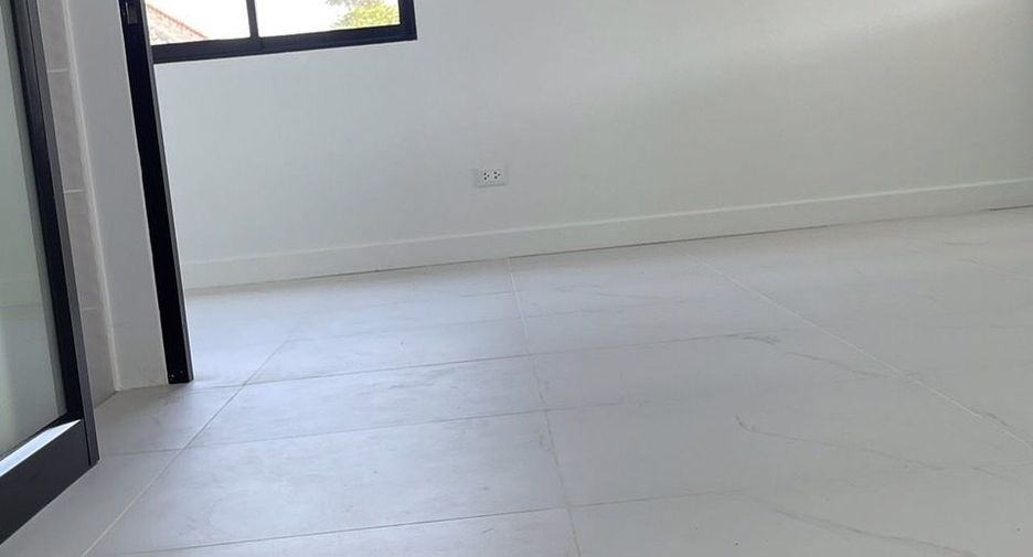 Продажа 4 спальни дом в Mueang Chiang Mai, Чианг Маи