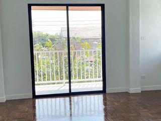 For sale 4 bedrooms house in Mueang Chiang Mai, Chiang Mai