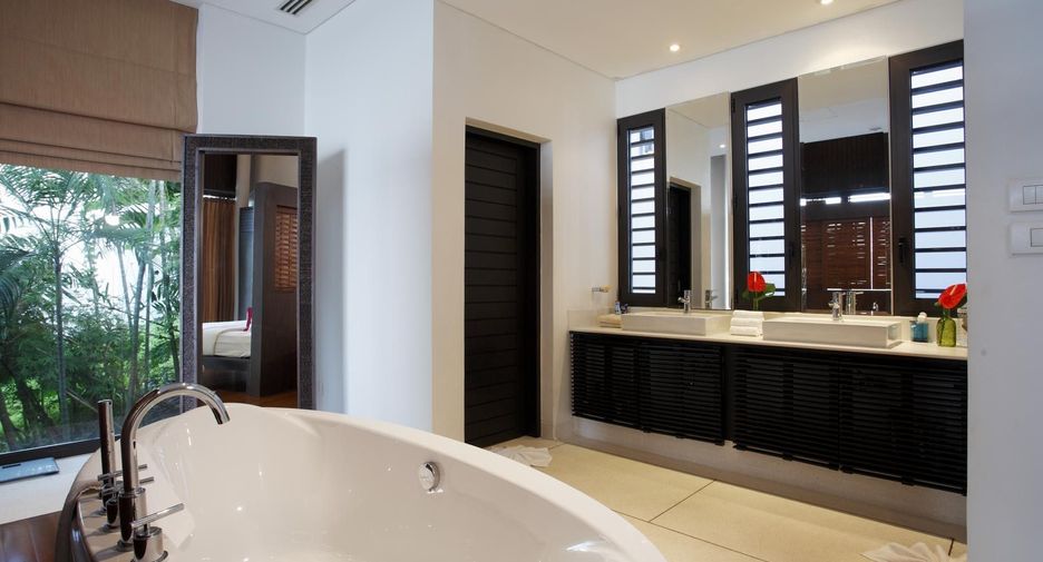 For sale 4 bedrooms villa in Thalang, Phuket
