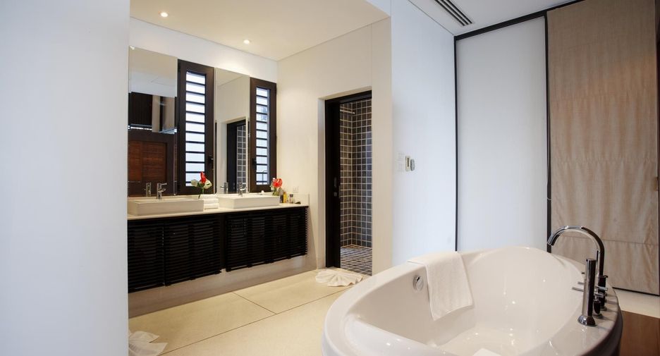 For sale 4 bedrooms villa in Thalang, Phuket