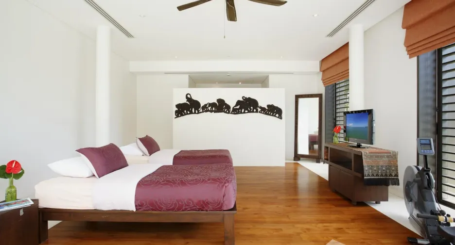 For sale 4 bedrooms villa in Thalang, Phuket