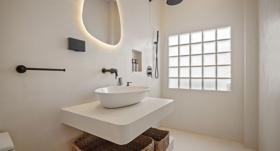 Villa zum Kauf mit 4 Zimmer in Thalang, Phuket