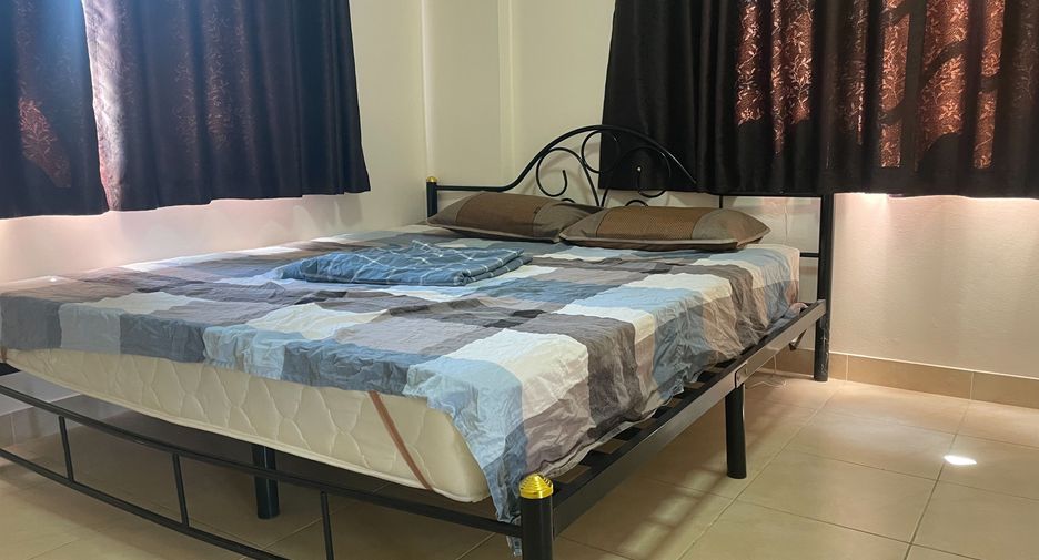 For rent 4 bedrooms house in Bang Lamung, Chonburi