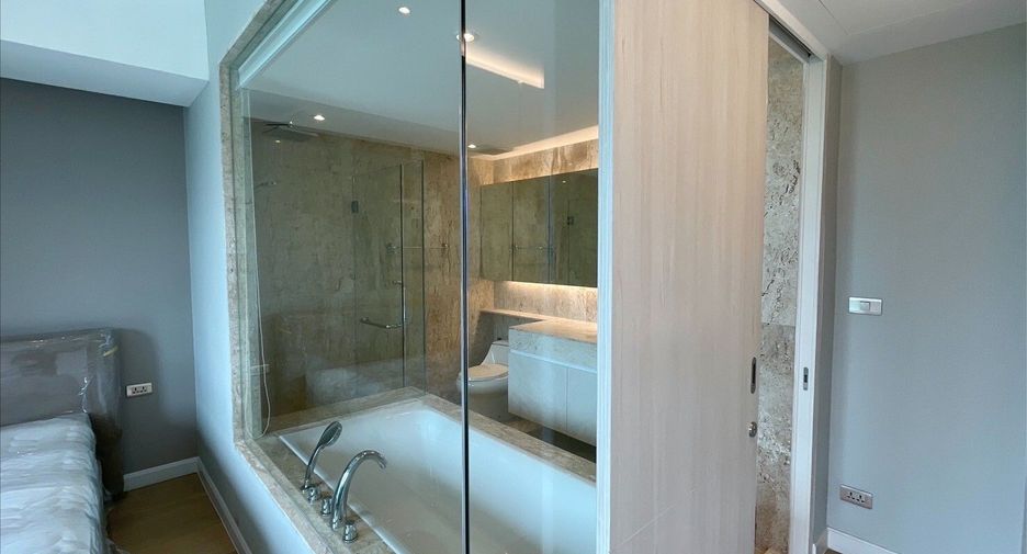 For sale 2 bedrooms condo in Mueang Chiang Mai, Chiang Mai