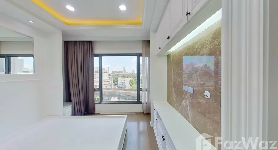 For sale 2 ベッドルーム condo in Khlong Toei, Bangkok