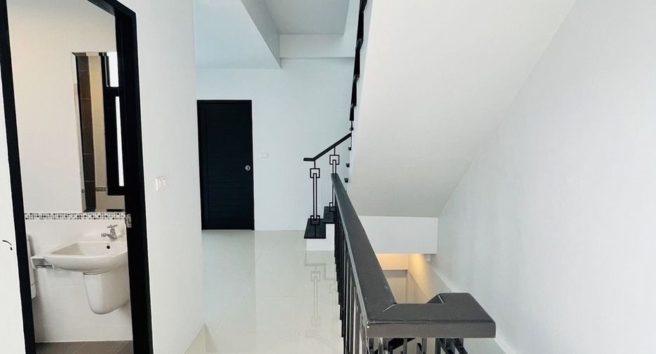 For rent 3 ベッドルーム townhouse in Mueang Phuket, Phuket