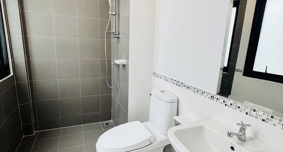 For rent 3 ベッドルーム townhouse in Mueang Phuket, Phuket