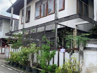For sale 3 bedrooms house in Phaya Thai, Bangkok