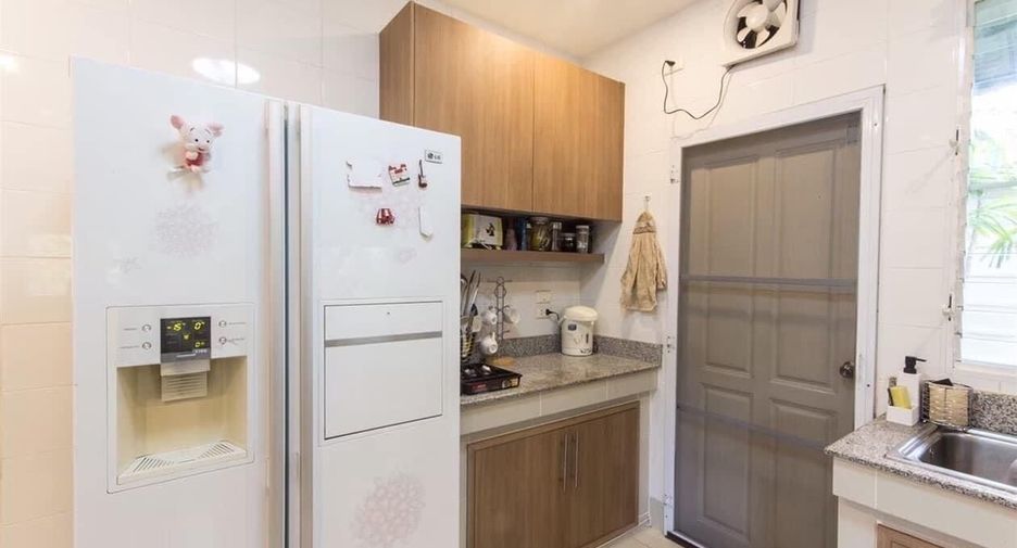 For rent 3 bedrooms house in Mueang Chiang Mai, Chiang Mai