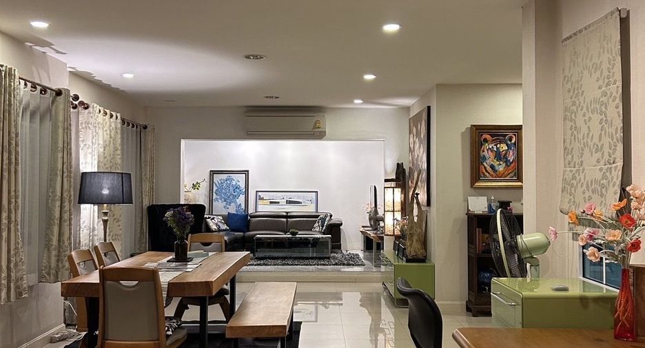 For rent 3 bedrooms house in Mueang Chiang Mai, Chiang Mai