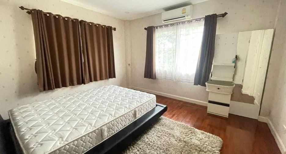 For rent 3 bedrooms house in Mueang Chiang Mai, Chiang Mai