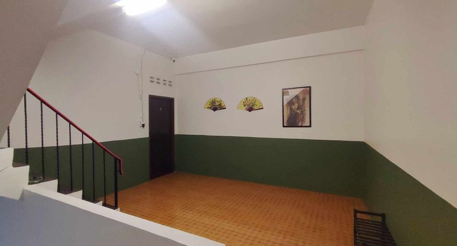 For sale 6 bedrooms townhouse in Mueang Trang, Trang