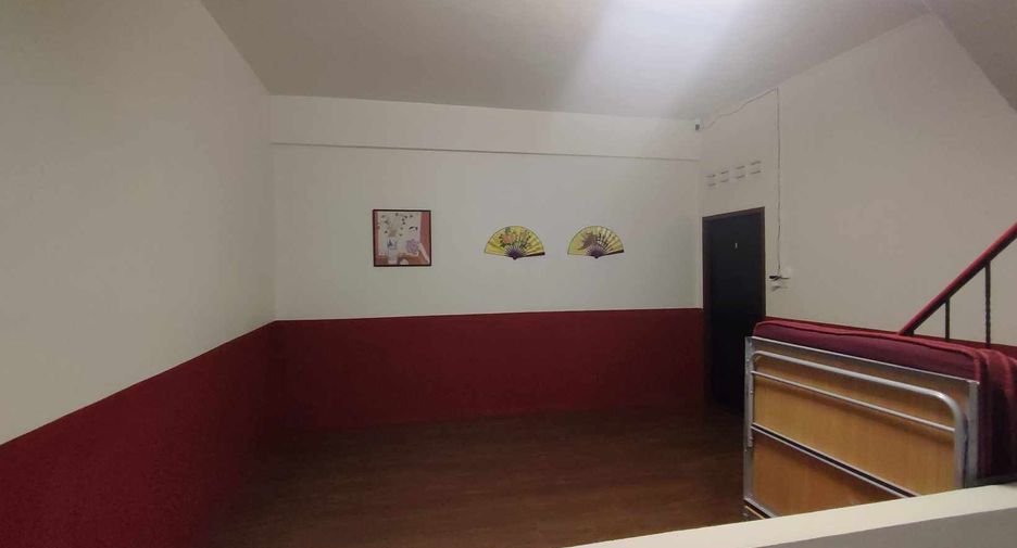 For sale 6 bedrooms townhouse in Mueang Trang, Trang