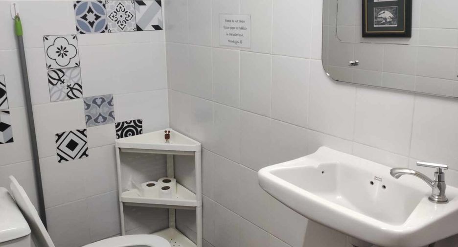 For sale 6 bedrooms townhouse in Mueang Trang, Trang