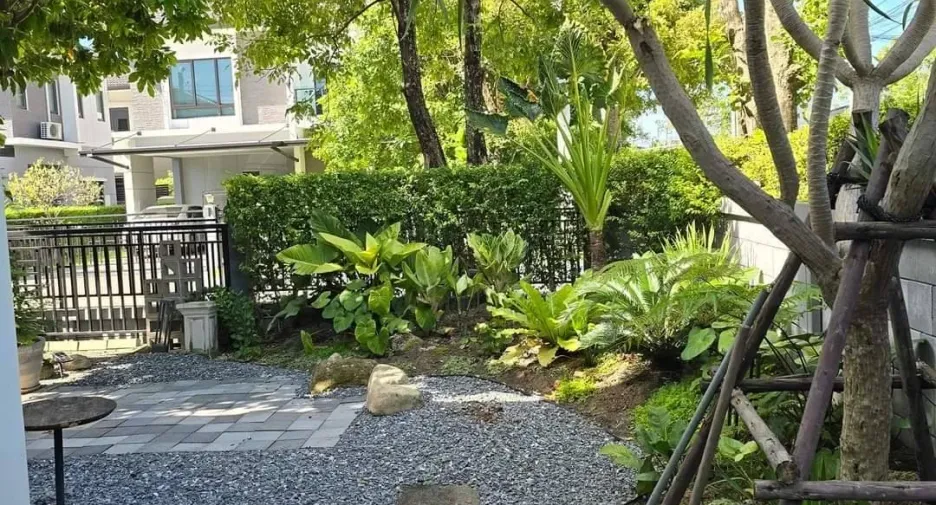 For sale 4 bedrooms house in Prawet, Bangkok