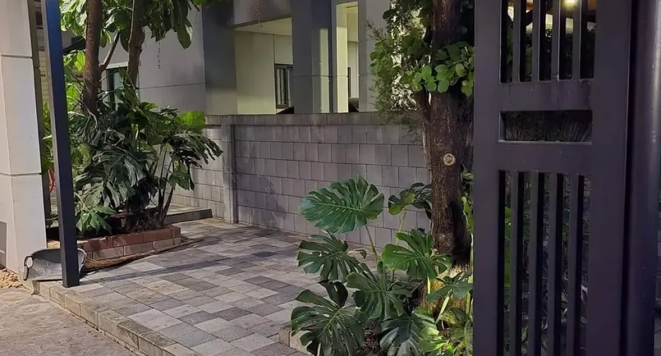 For sale 4 bedrooms house in Prawet, Bangkok