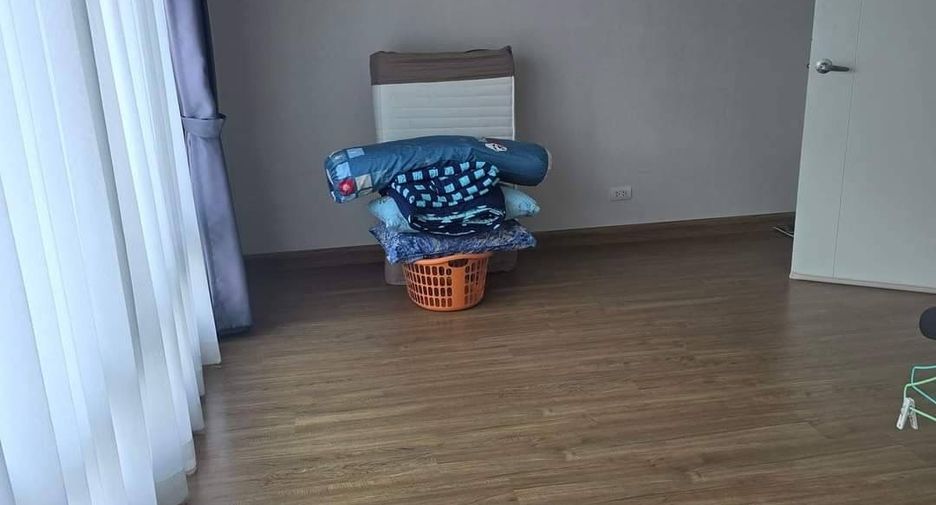 For sale 4 bedrooms house in Prawet, Bangkok