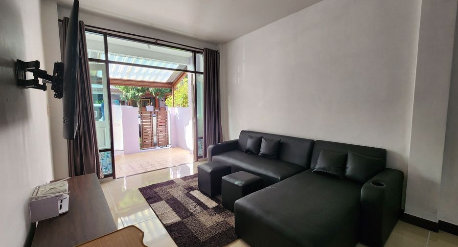 For rent 3 bedrooms townhouse in Mueang Phuket, Phuket