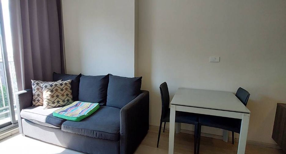 Продажа и аренда 1 кровать кондо в Хуаи Кхщанг, Бангкок