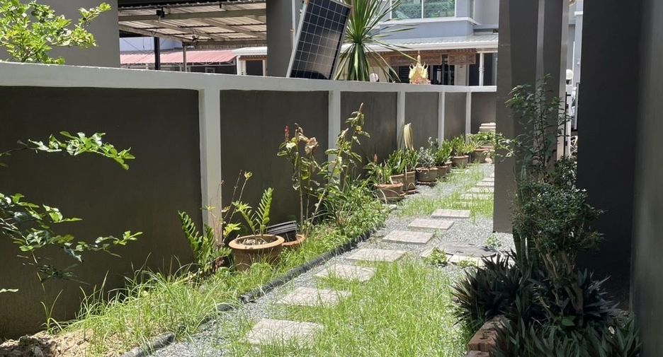 Casa en alquiler de 3 habitaciones en San Kamphaeng, Chiang Mai