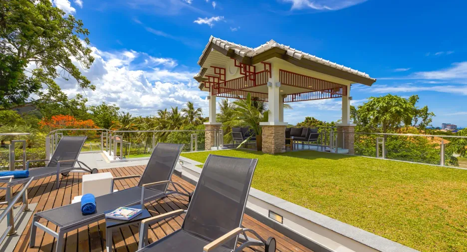 Villa en venta de 9 habitaciones en Cha Am, Phetchaburi