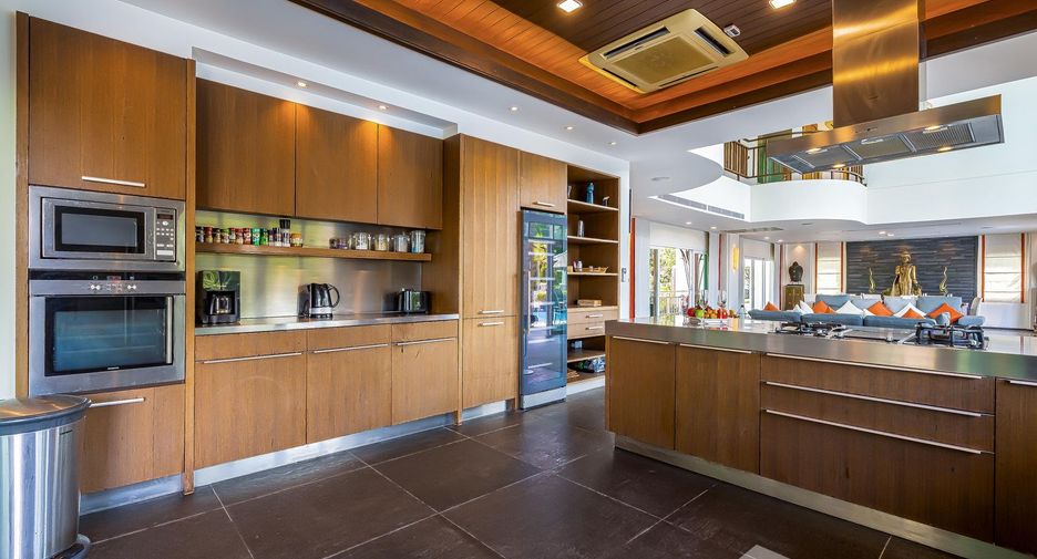 Villa en venta de 9 habitaciones en Cha Am, Phetchaburi