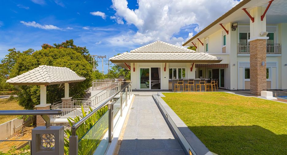 Villa en venta de 9 habitaciones en Cha Am, Phetchaburi