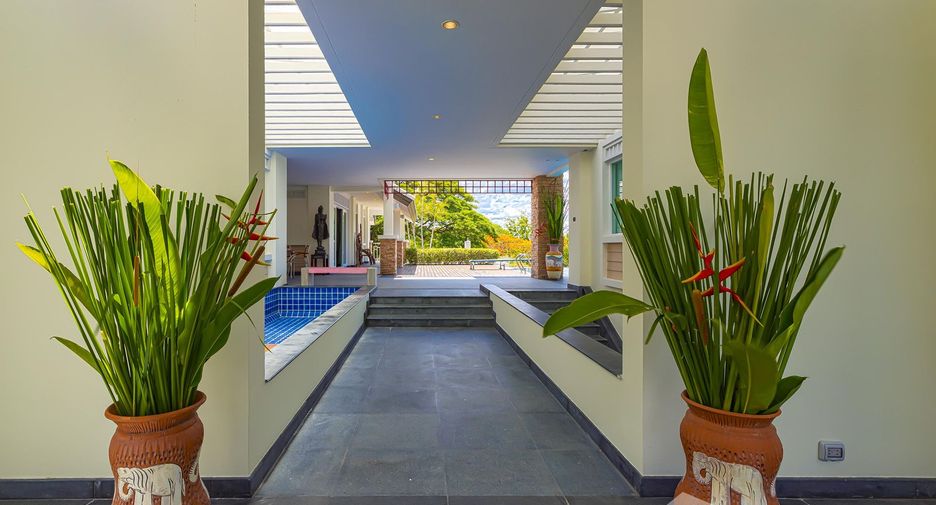 Villa en venta de 9 habitaciones en Cha Am, Phetchaburi