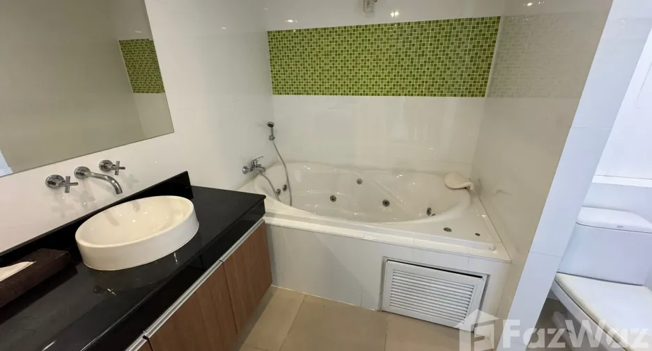 For sale 2 bedrooms condo in Thalang, Phuket